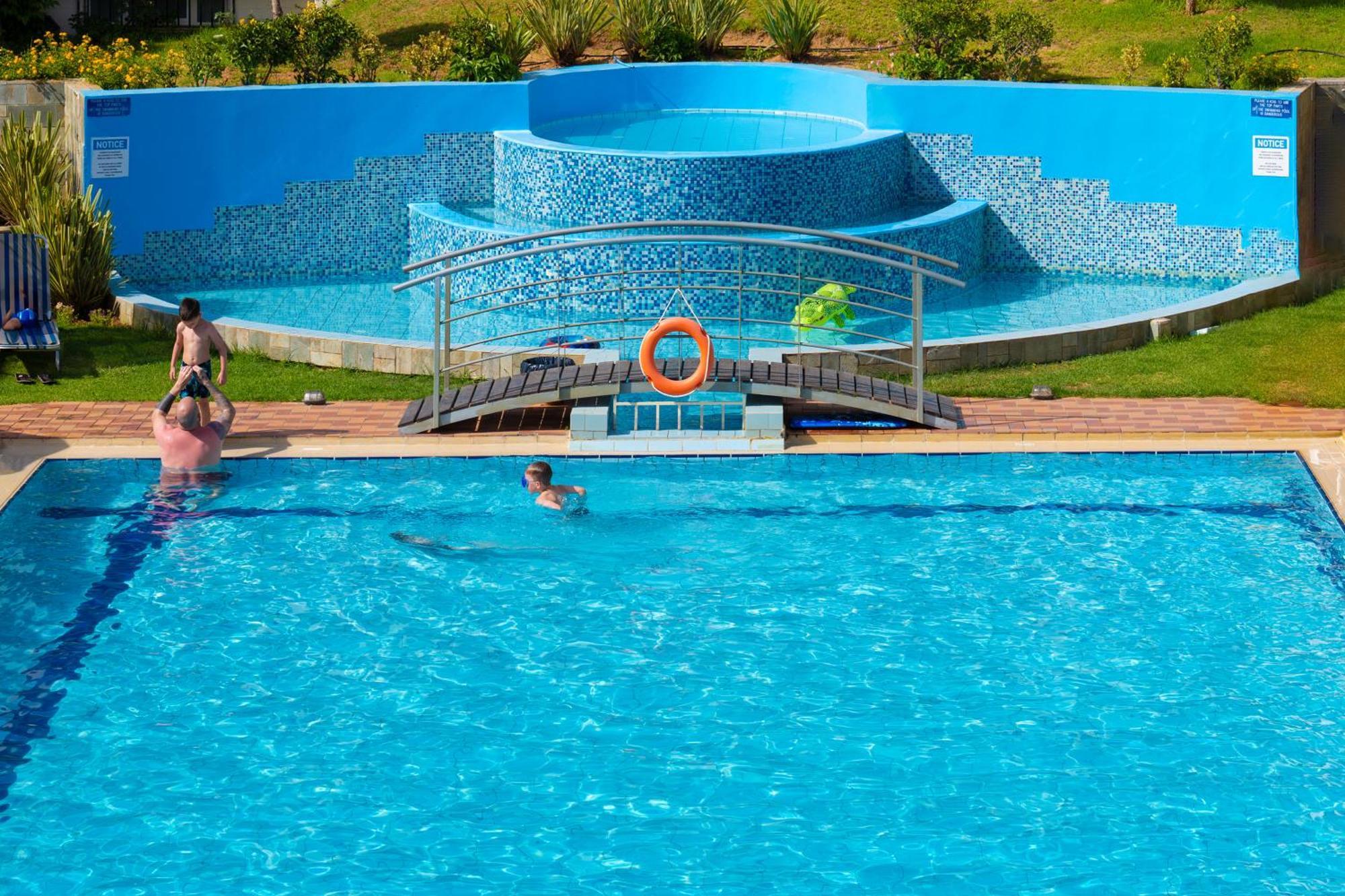 Pegasus Hotel Stalos Luaran gambar
