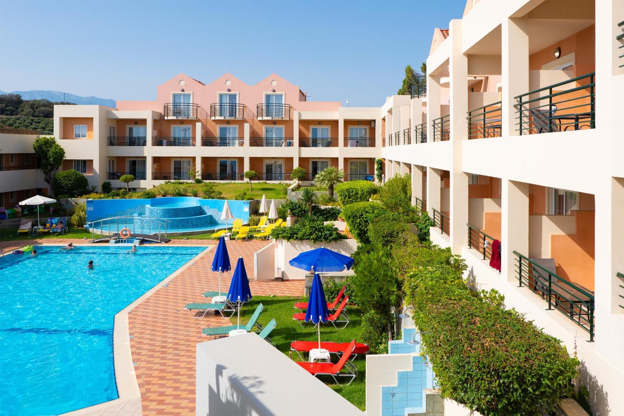 Pegasus Hotel Stalos Luaran gambar
