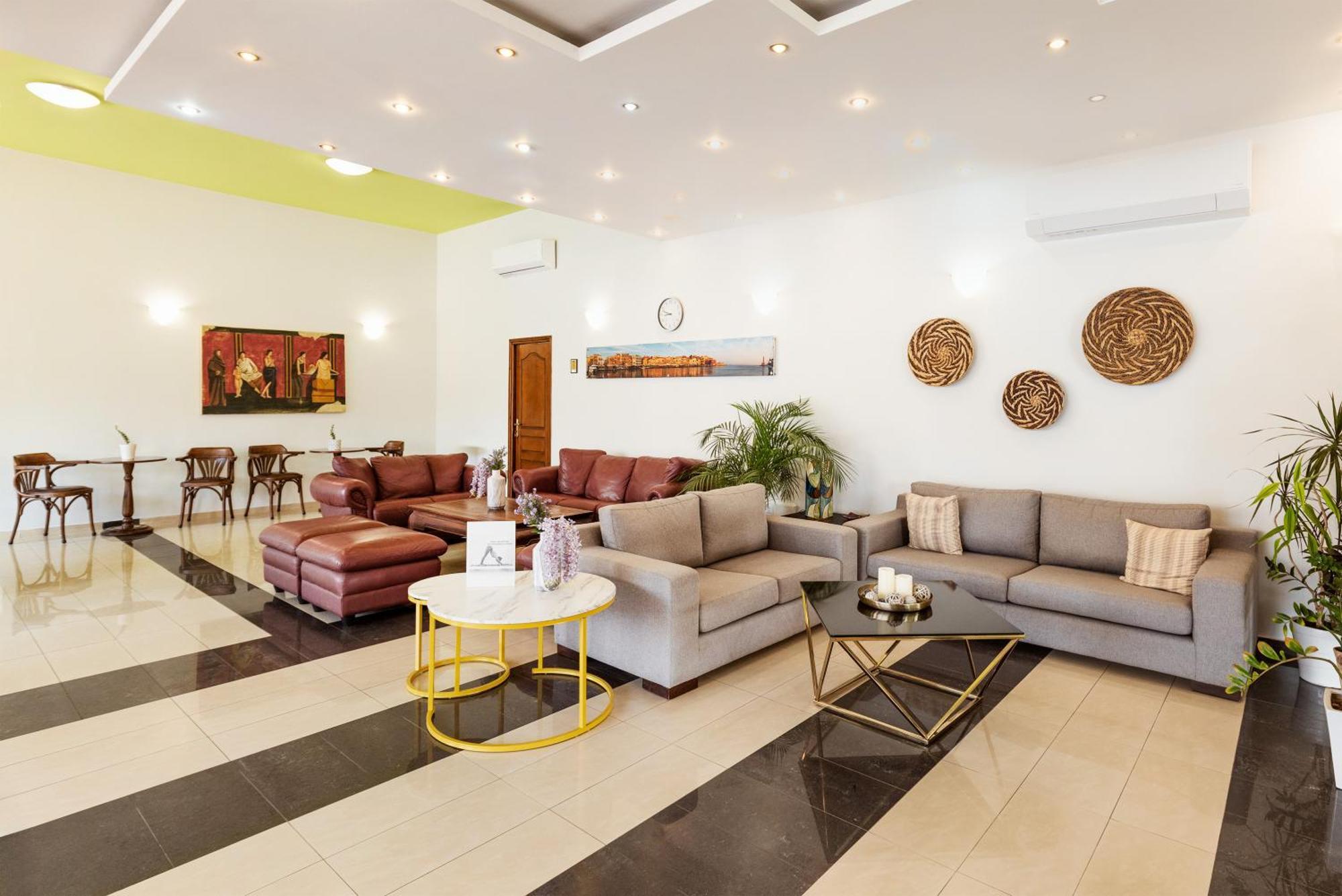 Pegasus Hotel Stalos Luaran gambar